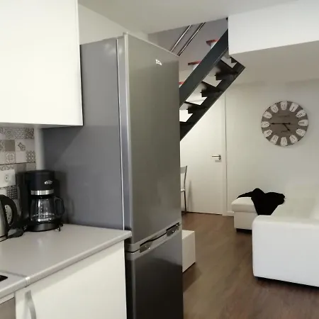 Homeforguest Bioma Modern & Minimalist *