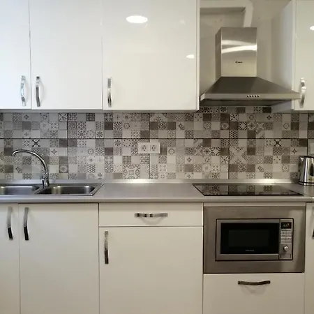 Homeforguest Bioma Modern & Minimalist *