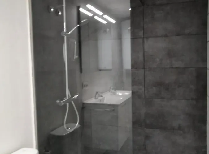 شقة Homeforguest Bioma Modern & Minimalist *