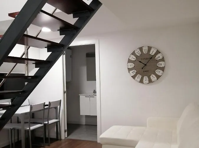 Homeforguest Bioma Modern & Minimalist 公寓