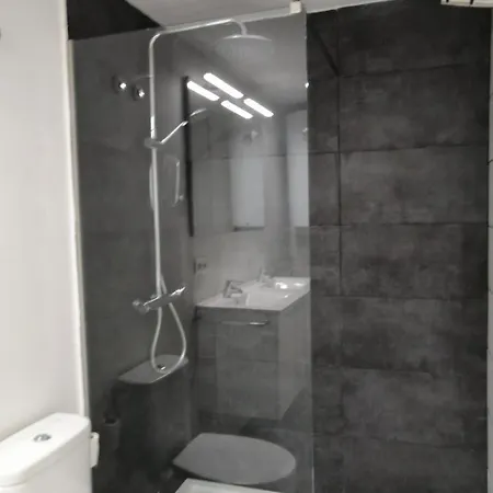 Apartamento Homeforguest Bioma Modern & Minimalist *