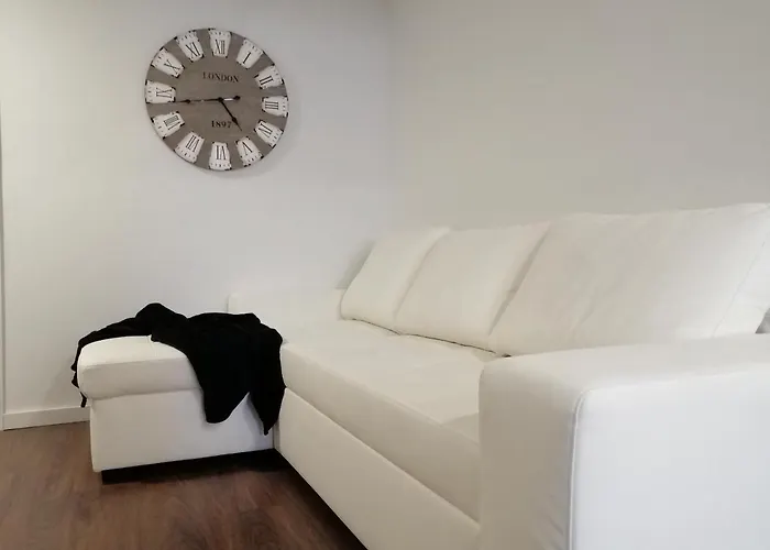 Апартаменты Homeforguest Bioma Modern & Minimalist